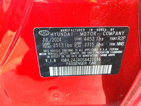 2025 HYUNDAI SONATA SE
