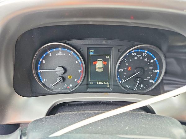 2017 TOYOTA RAV4 LE