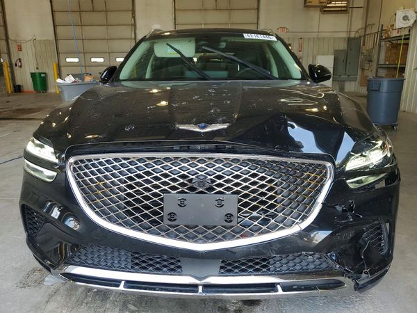 2025 GENESIS GV70