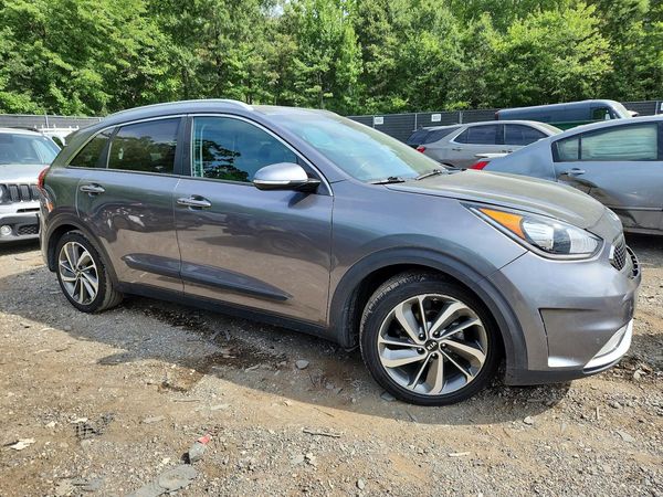 2017 KIA NIRO Touring / Touring Tech