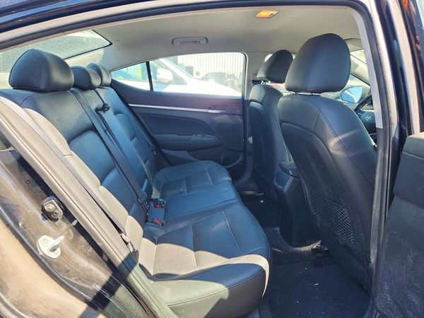 2019 HYUNDAI ELANTRA