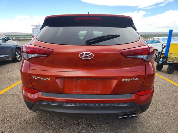 2016 HYUNDAI TUCSON