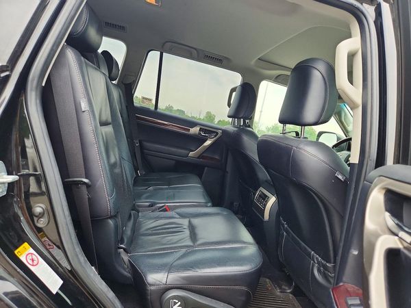 2016 LEXUS GX 460