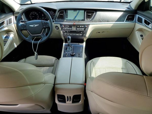2017 GENESIS G80