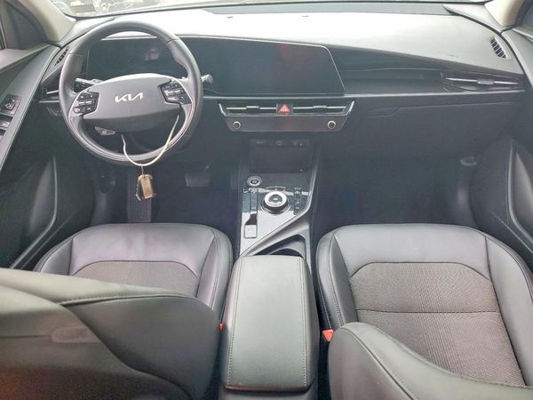 2023 KIA NIRO Wind