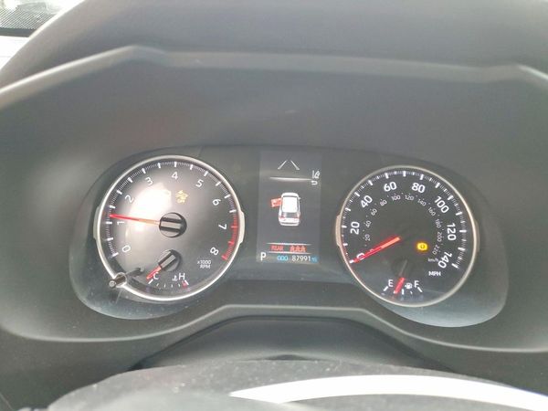 2021 TOYOTA RAV4 LE