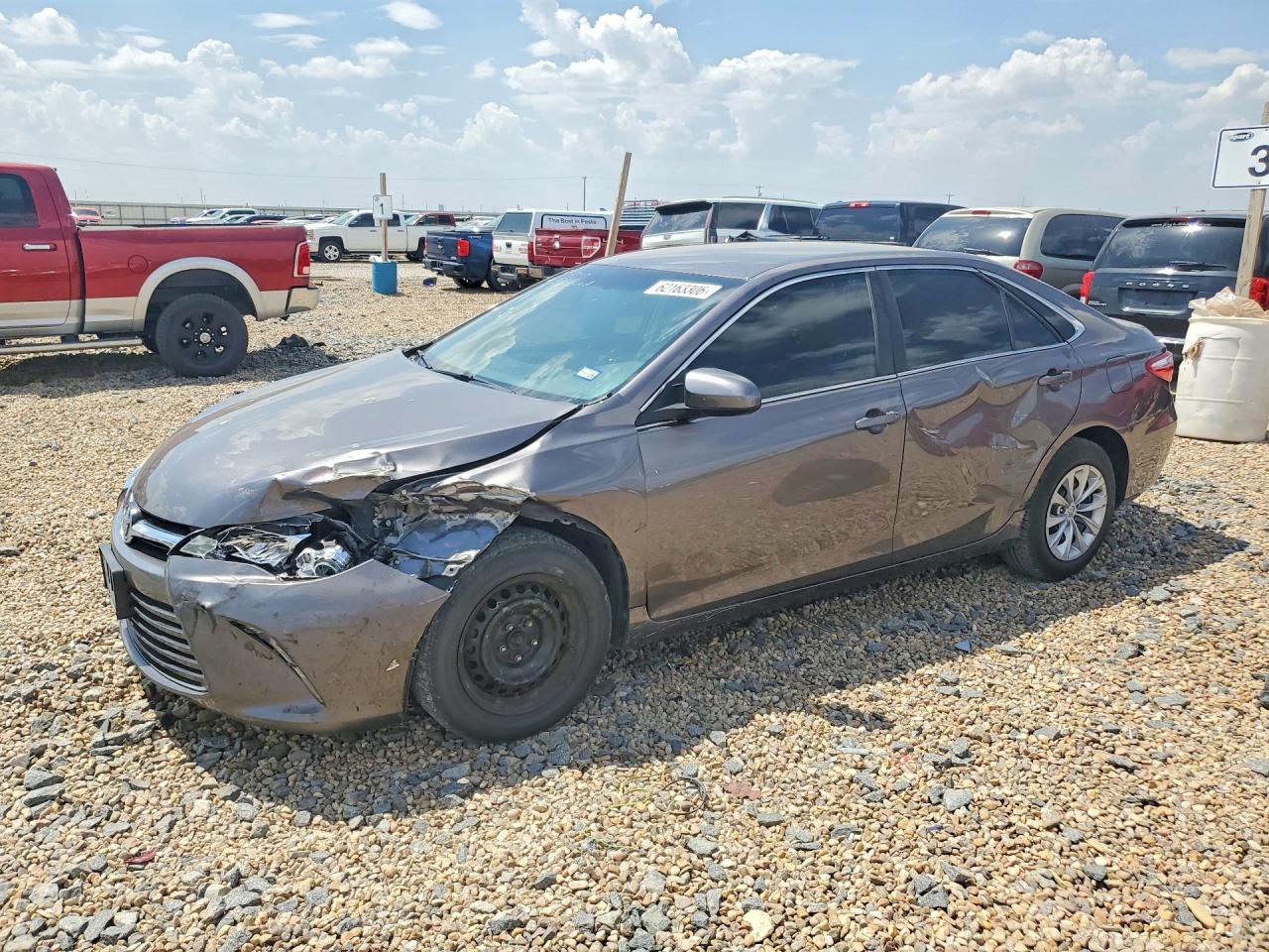 2016 TOYOTA CAMRY