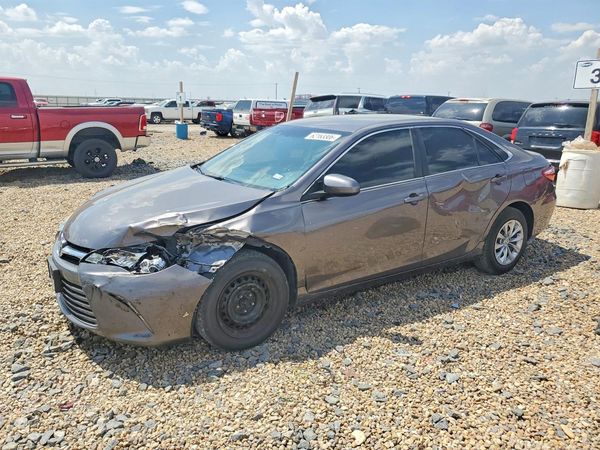 2016 TOYOTA CAMRY