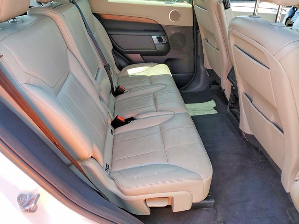 2018 LAND ROVER DISCOVERY SE