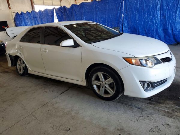 2012 TOYOTA CAMRY — Passenger 3/4