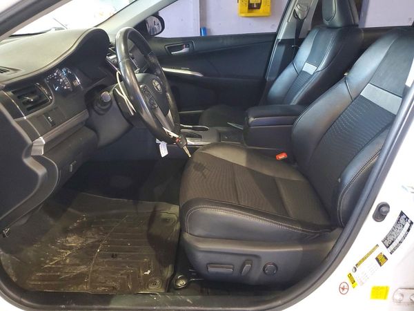 2012 TOYOTA CAMRY — DENT