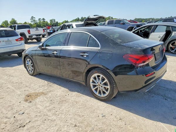 2021 MERCEDES-BENZ A A220