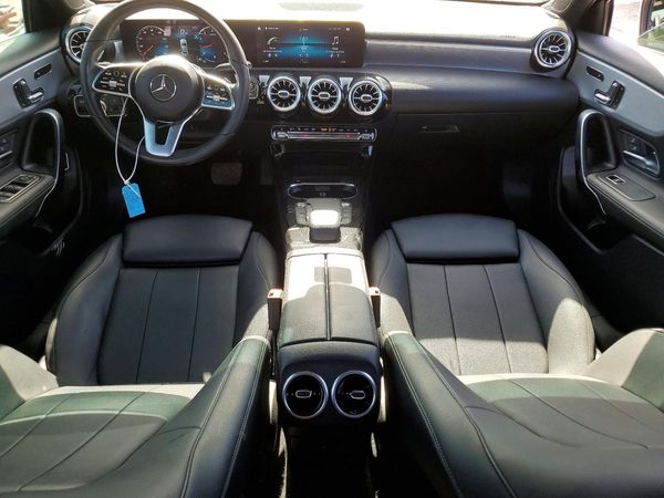 2021 MERCEDES-BENZ A A220