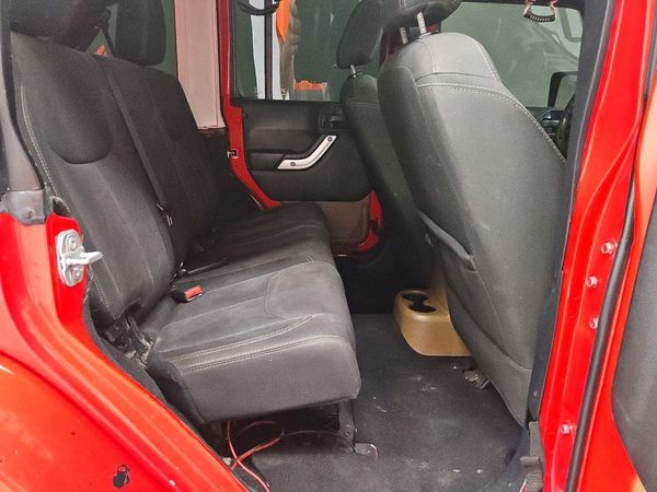 2016 JEEP WRANGLER UNLIMITED SAHARA 4X4