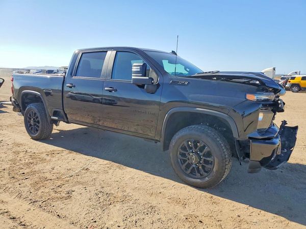 2025 CHEVROLET SILVERADO Custom