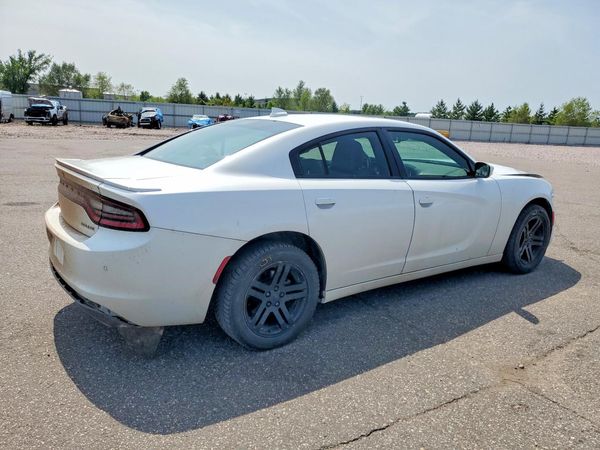 2016 DODGE CHARGER SXT