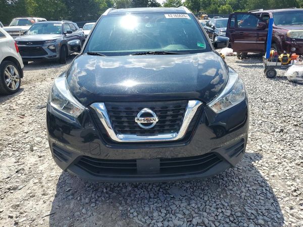 2020 NISSAN KICKS