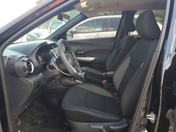 2020 NISSAN KICKS