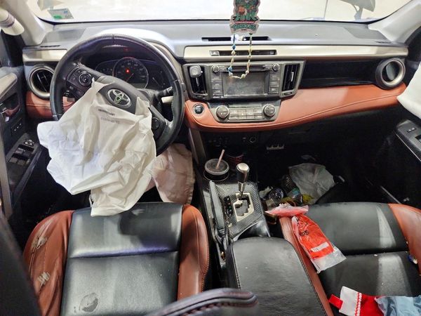 2015 TOYOTA RAV4 Limited (G Grade)