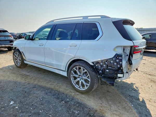 2024 BMW X7