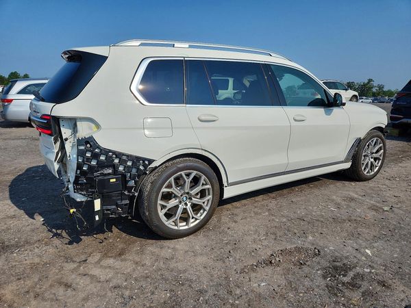 2024 BMW X7