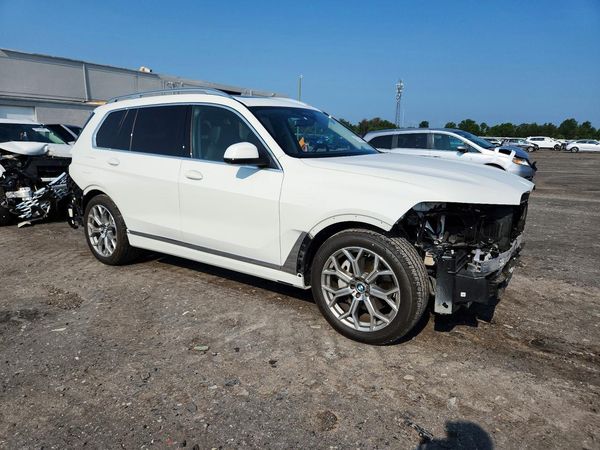 2024 BMW X7