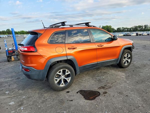 2016 JEEP CHEROKEE TRAILHAWK 4X4