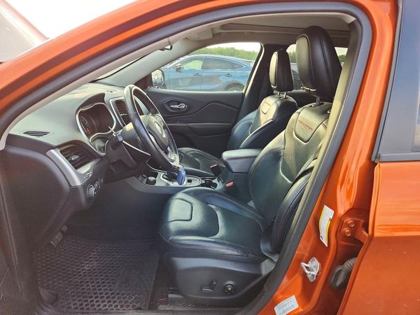 2016 JEEP CHEROKEE TRAILHAWK 4X4