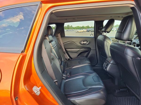 2016 JEEP CHEROKEE TRAILHAWK 4X4