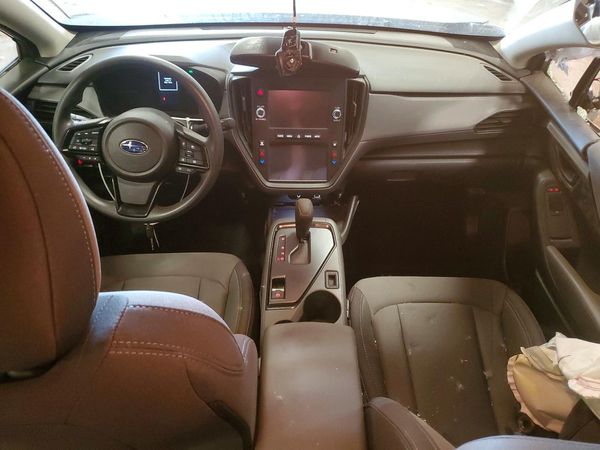 2025 SUBARU CROSSTREK Base