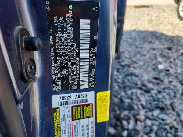 2013 TOYOTA SIENNA