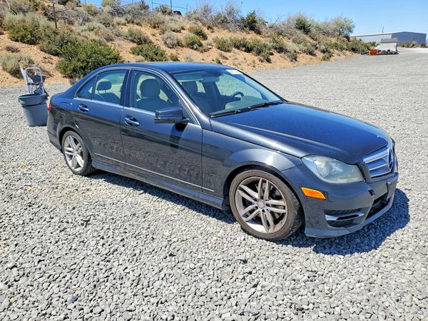 2013 MERCEDES-BENZ C-CLASS