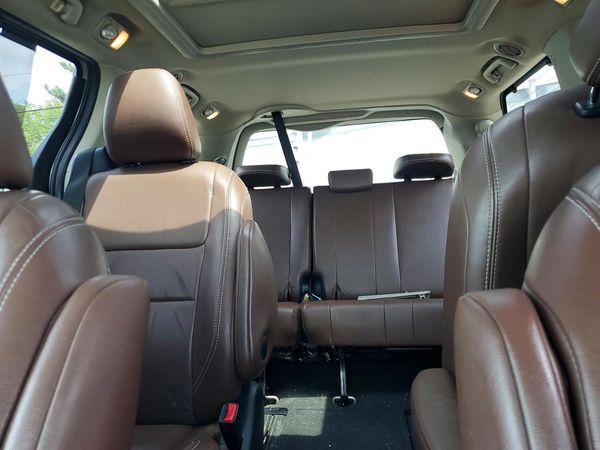 2015 TOYOTA SIENNA
