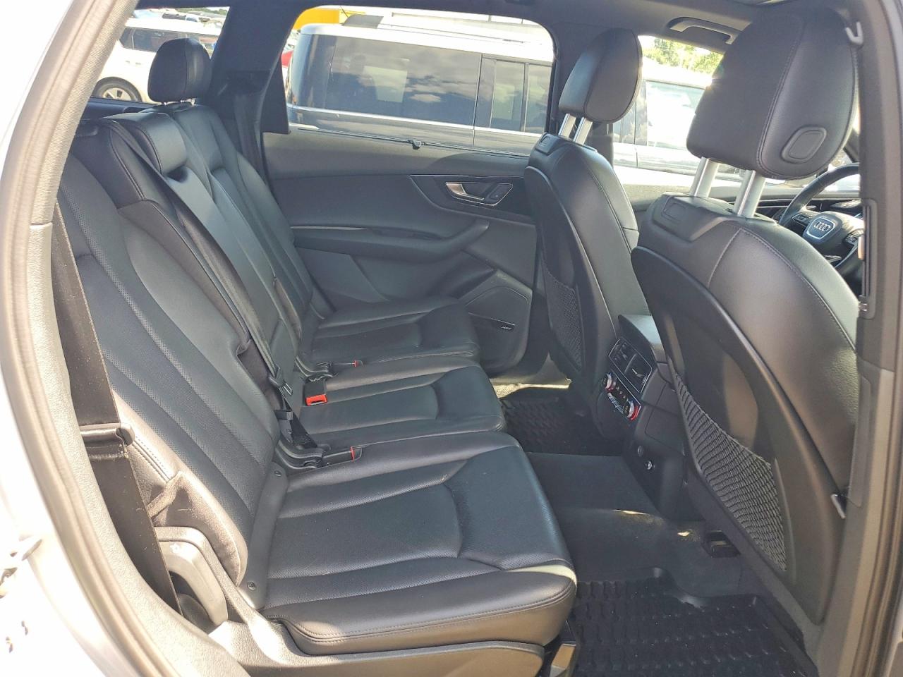 2018 AUDI Q7 quattro Prestige