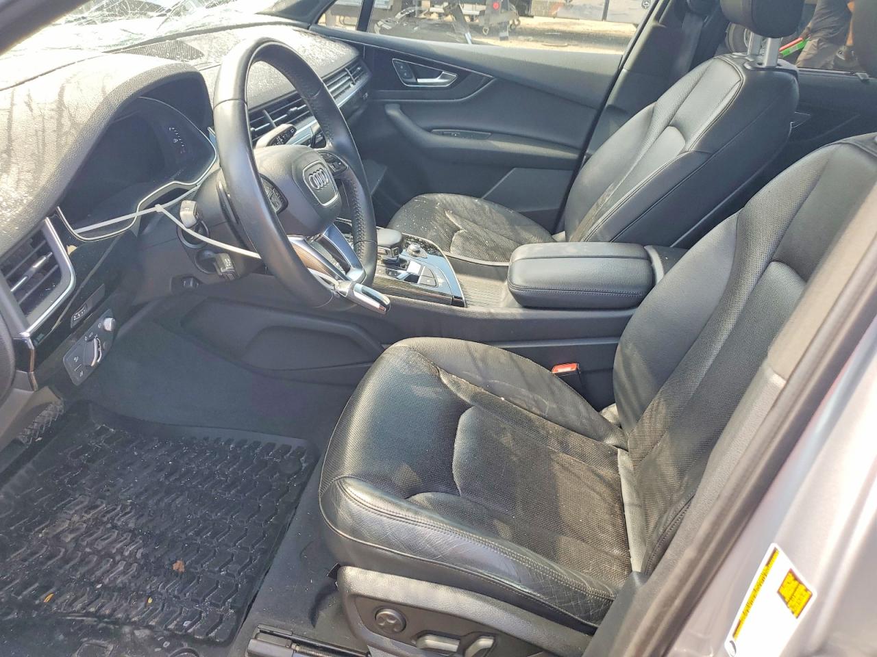 2018 AUDI Q7 quattro Prestige