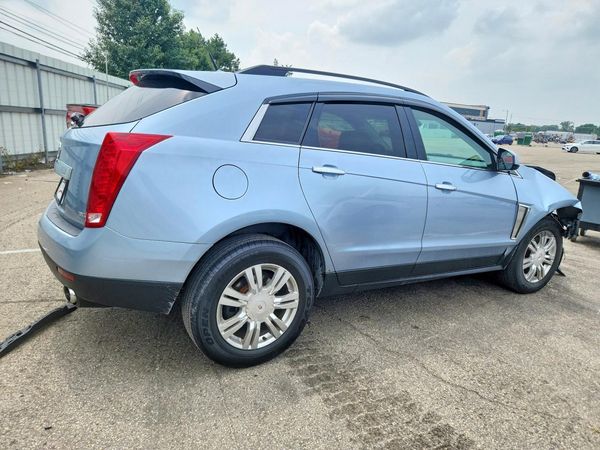 2013 CADILLAC SRX Base