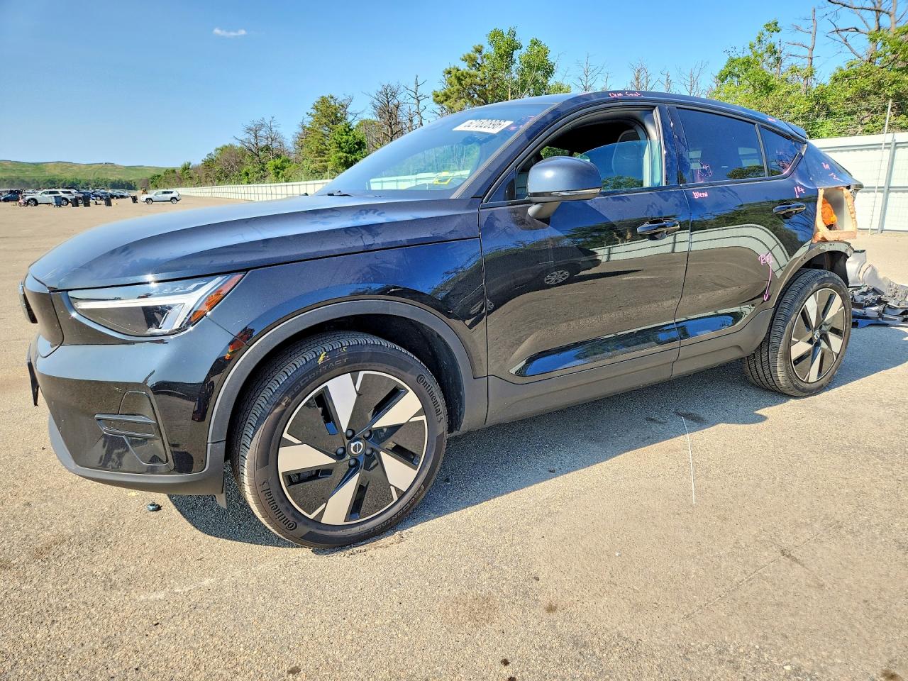 2024 VOLVO C40 Core