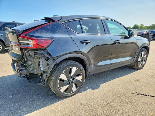 2024 VOLVO C40 Core
