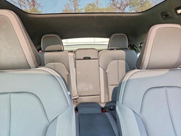 2024 VOLVO C40 Core