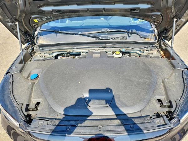2024 VOLVO C40 Core