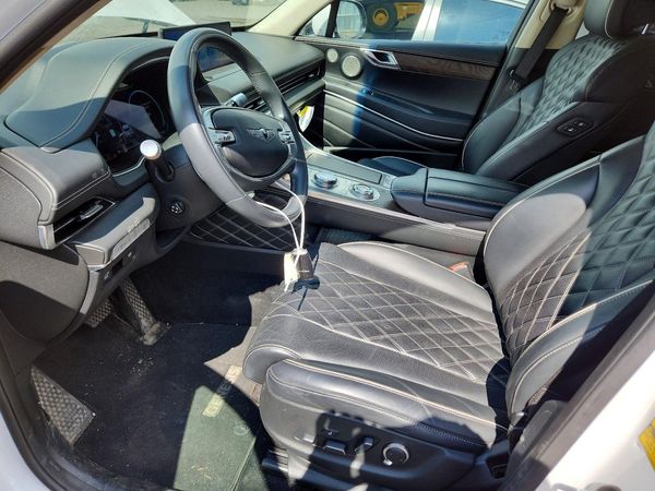 2024 GENESIS GV80