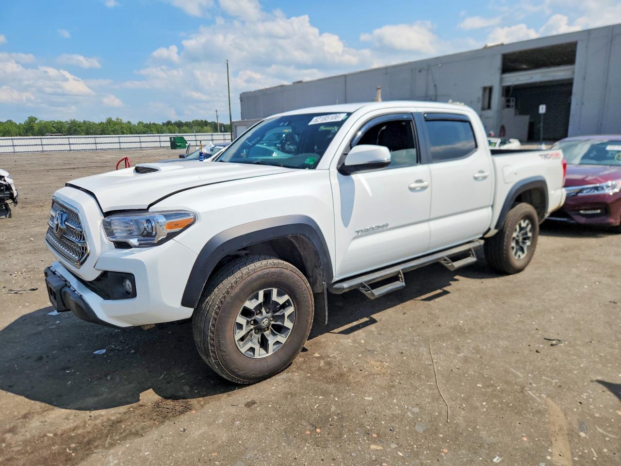 2017 TOYOTA TACOMA
