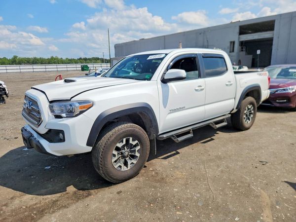 2017 TOYOTA TACOMA