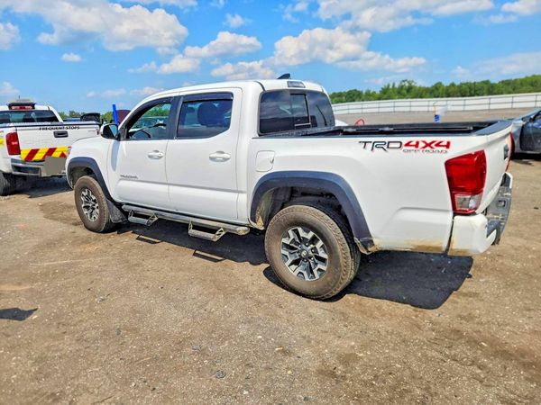 2017 TOYOTA TACOMA