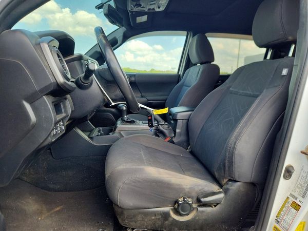 2017 TOYOTA TACOMA