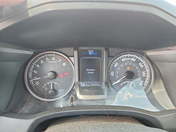 2017 TOYOTA TACOMA