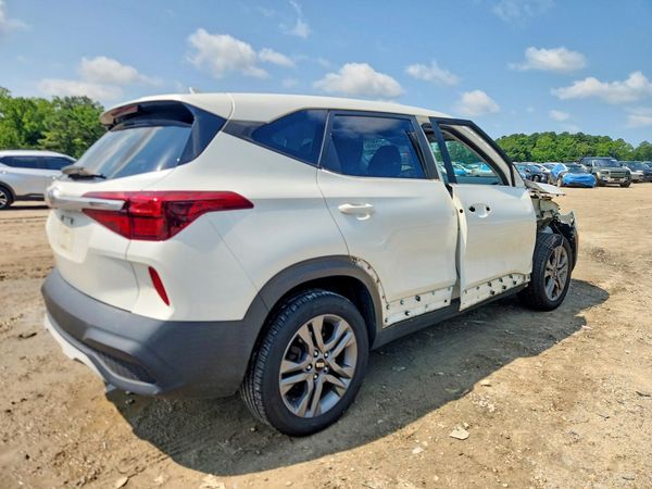 2021 KIA SELTOS LX