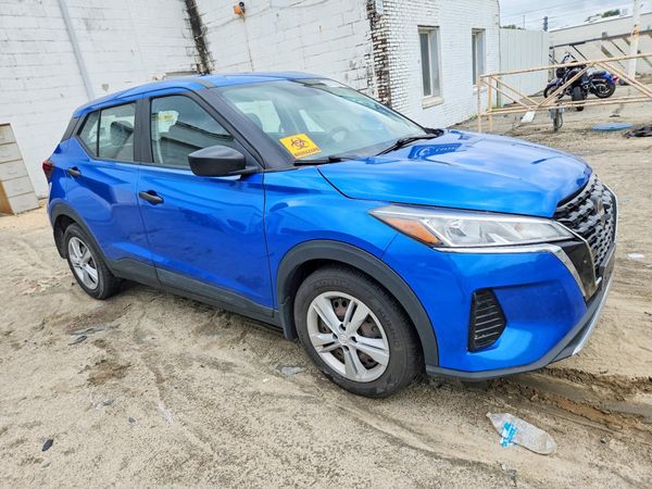 2022 NISSAN KICKS