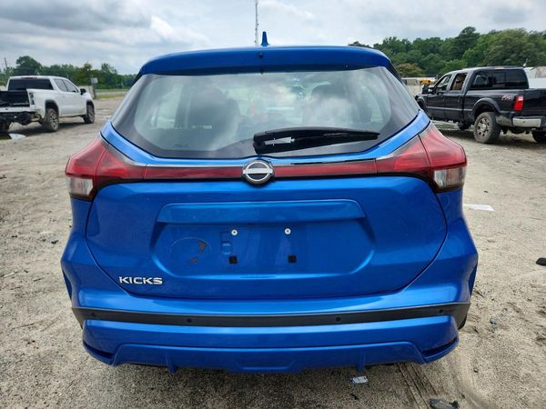 2022 NISSAN KICKS