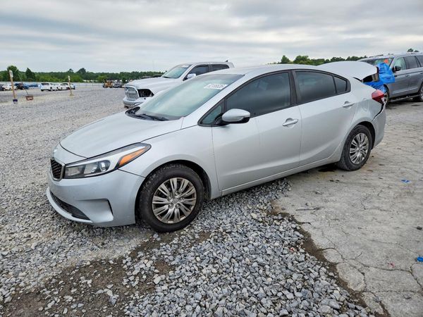 2017 KIA FORTE